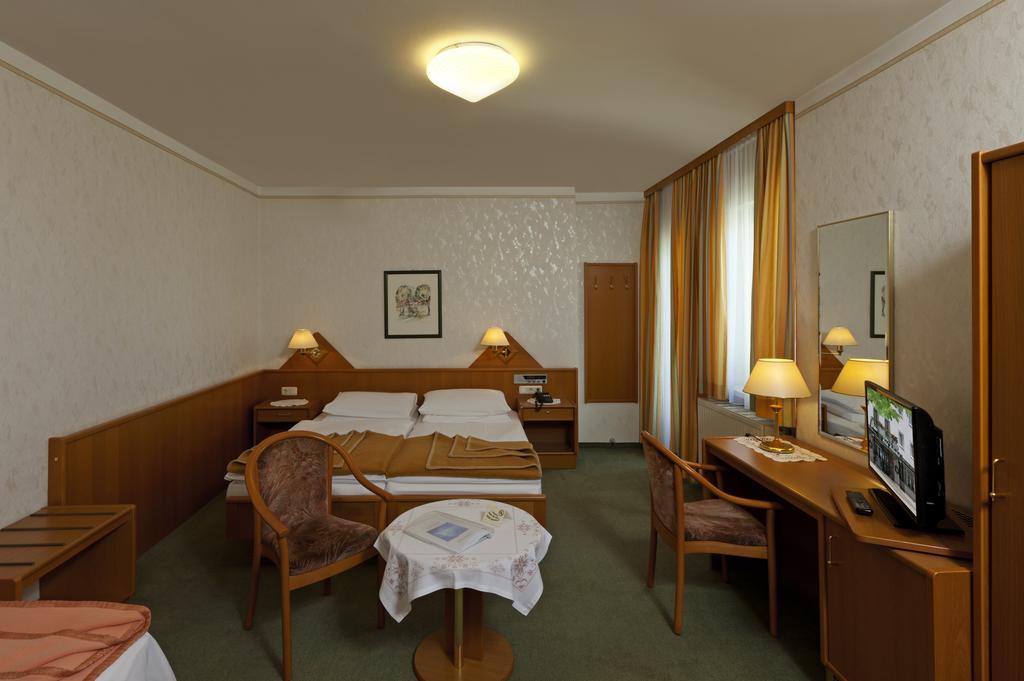 Hotel Hallerhof Bad Hall Eksteriør billede