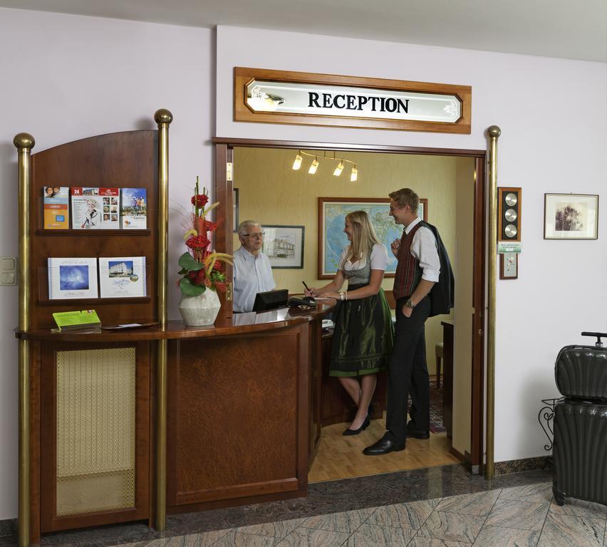Hotel Hallerhof Bad Hall Eksteriør billede